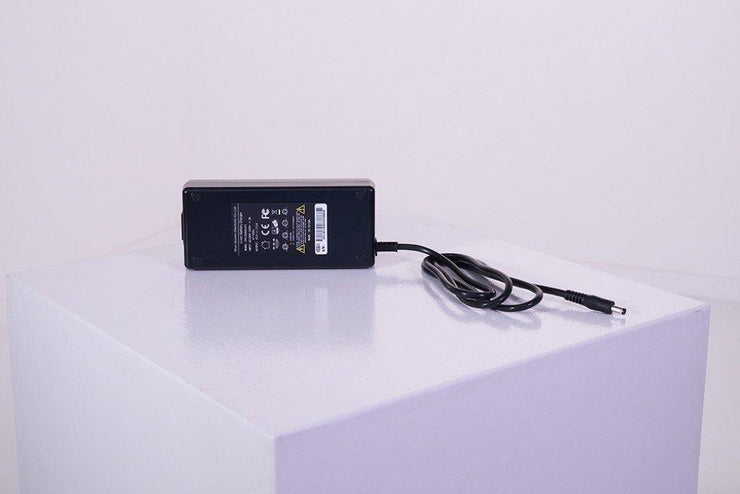 Battery Charger - Vallkree